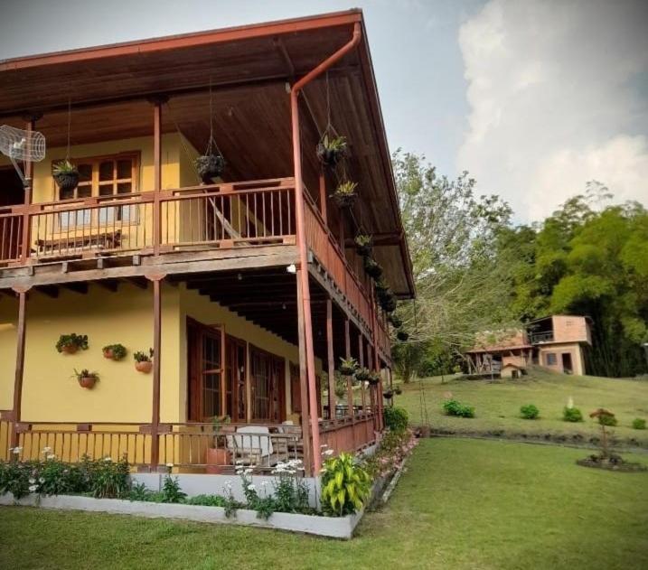 Filandia - Finca Rural La Guadalupana Hotel Exterior photo