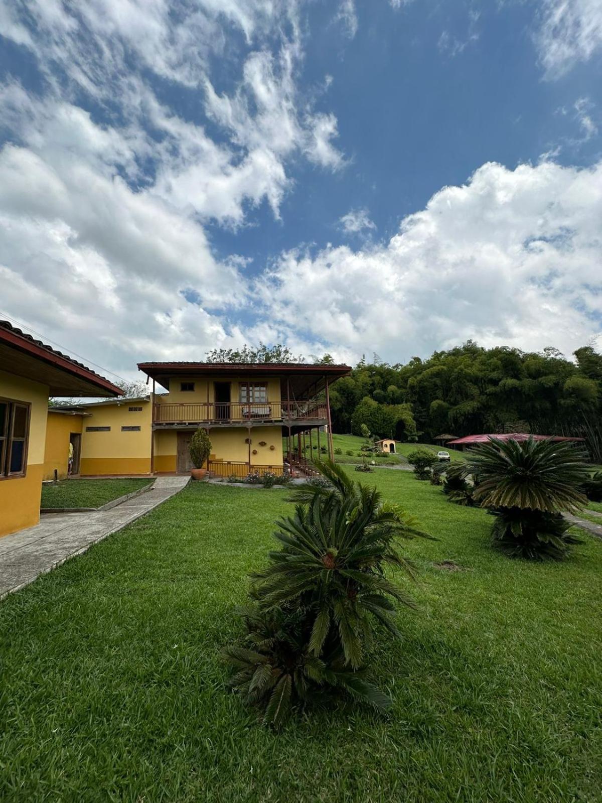 Filandia - Finca Rural La Guadalupana Hotel Exterior photo